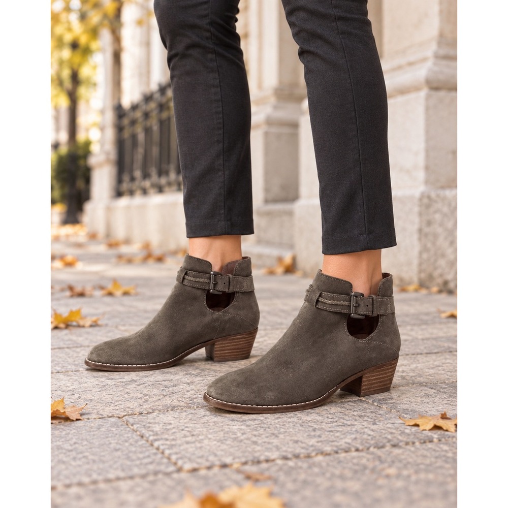 Seychelles Tourmaline Gray Suede Leather Cutout Ankle Booties Size‎ 6.5